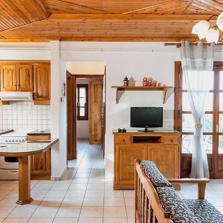 Domus Apartment Damouchari Luaran gambar